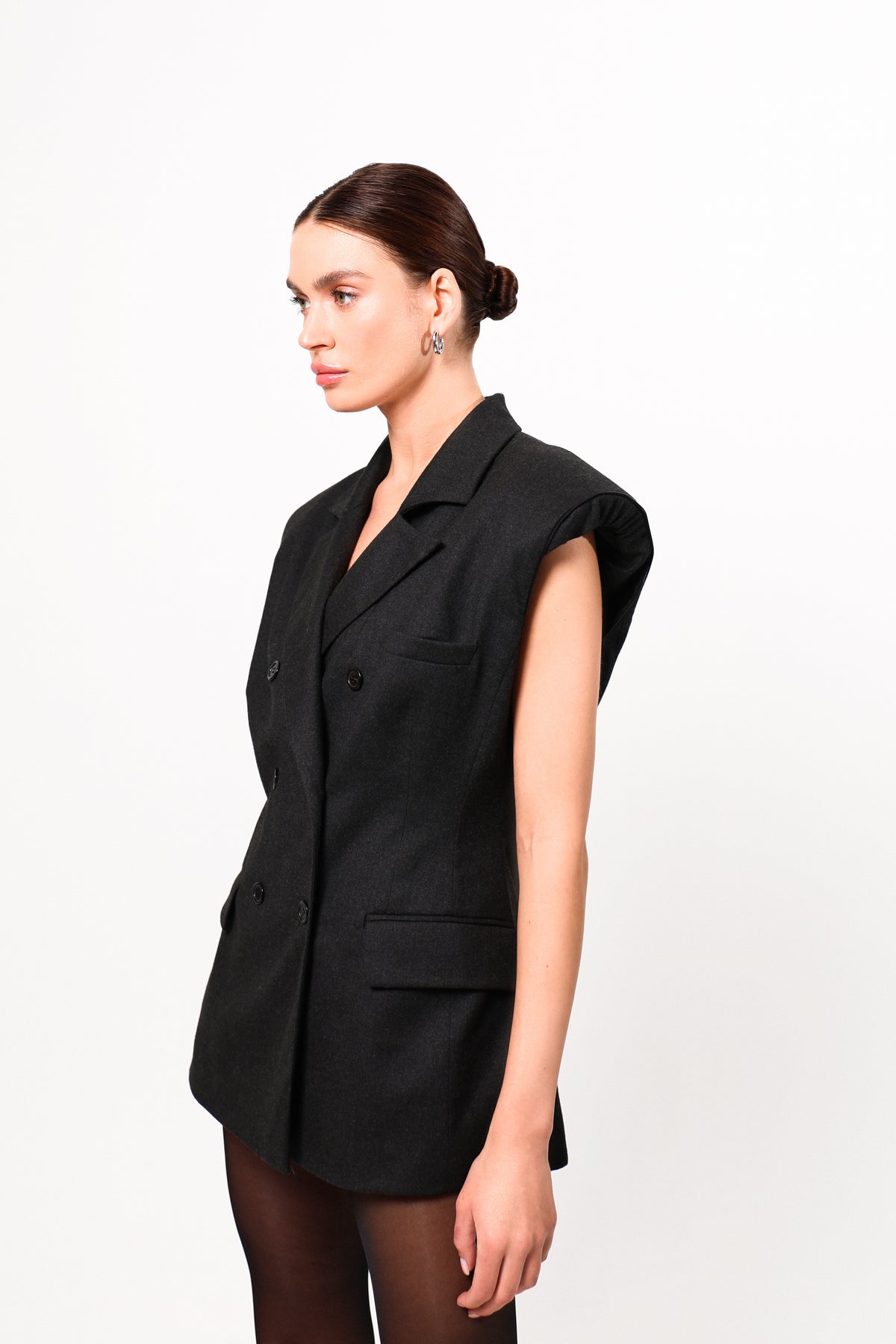 Tailored wool transformer blazer