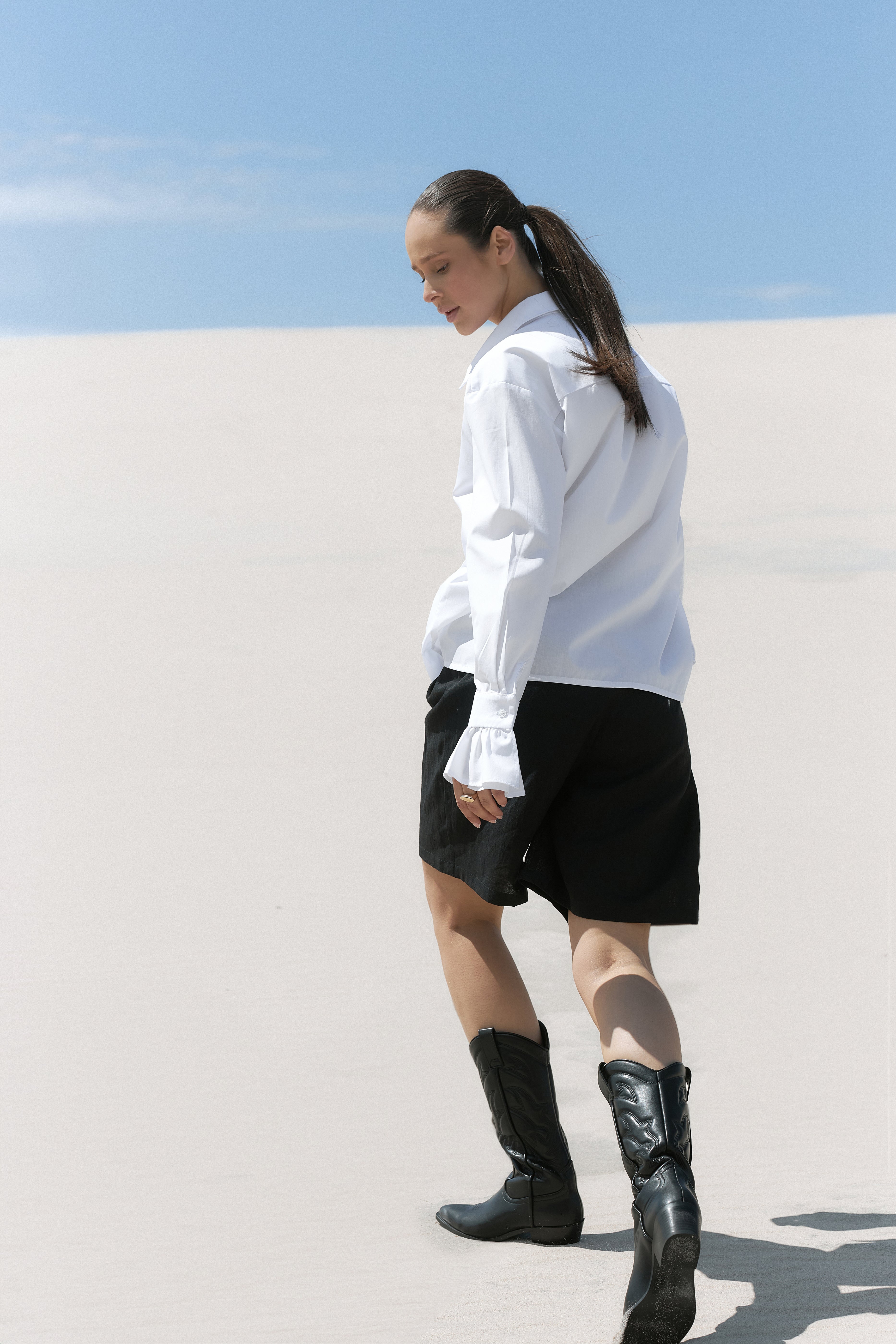 Shirt with ruffled сuffs