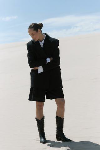 Straight-сut blazer with structured shoulders