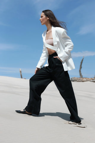 Linen multi-way blazer with structured shoulders